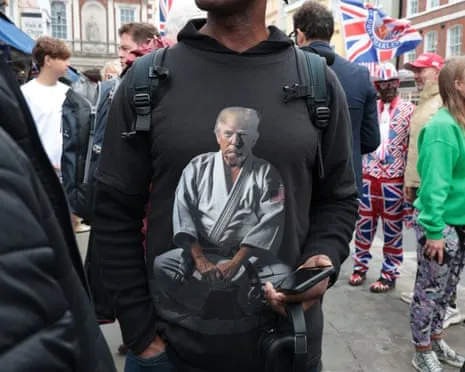 Superfans Gather in Windsor to Energize Trump’s Festival of Nothing